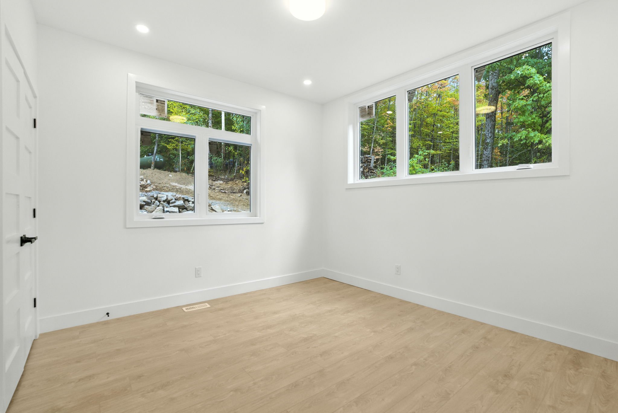 67-web-or-mls-Interior68.jpg