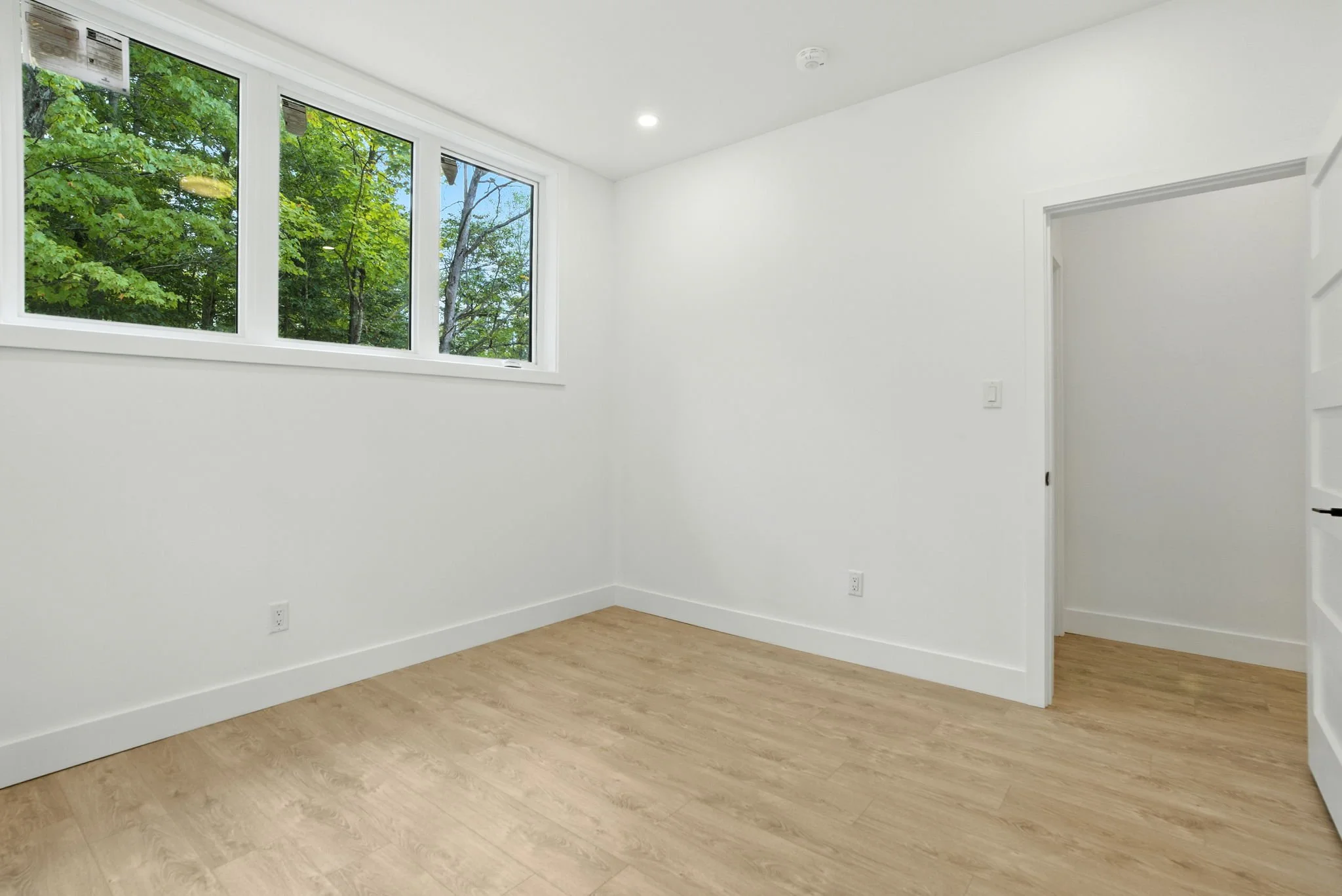 68-web-or-mls-Interior69.jpg