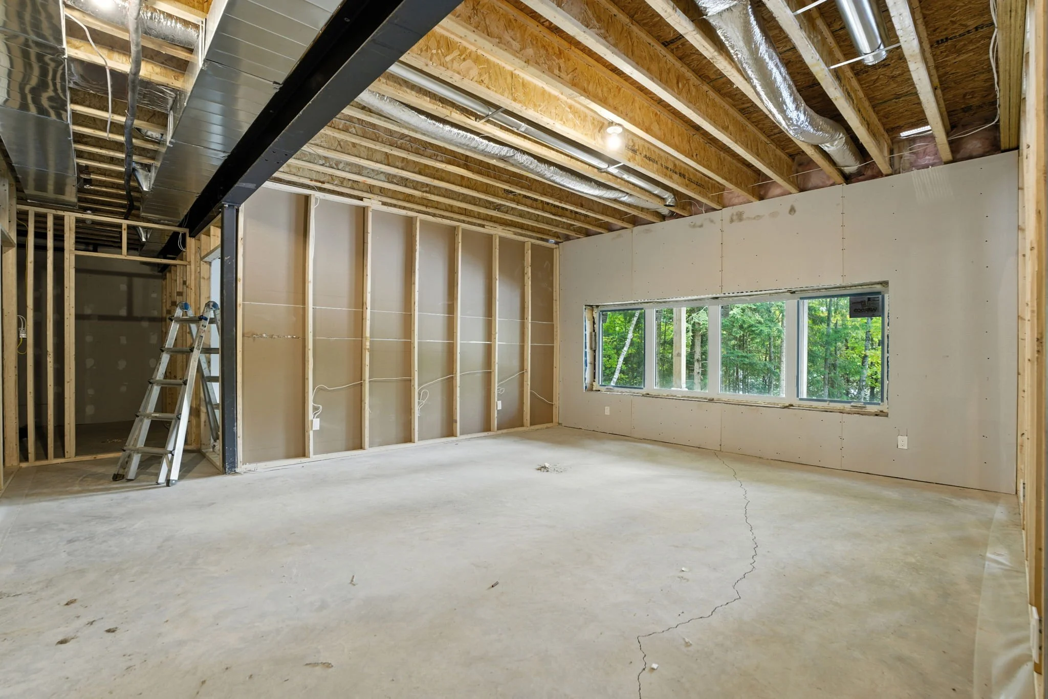 77-web-or-mls-Interior79.jpg