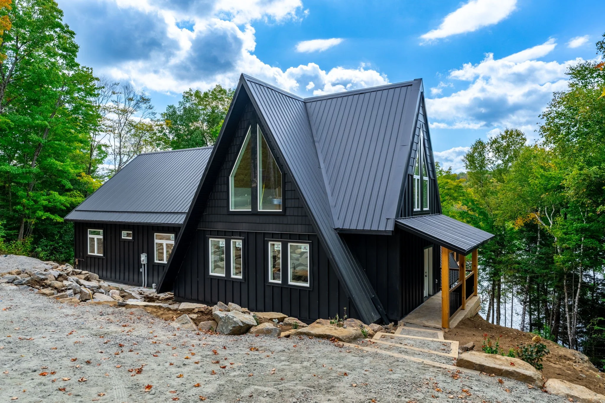119-web-or-mls-Exteriors-12.jpg