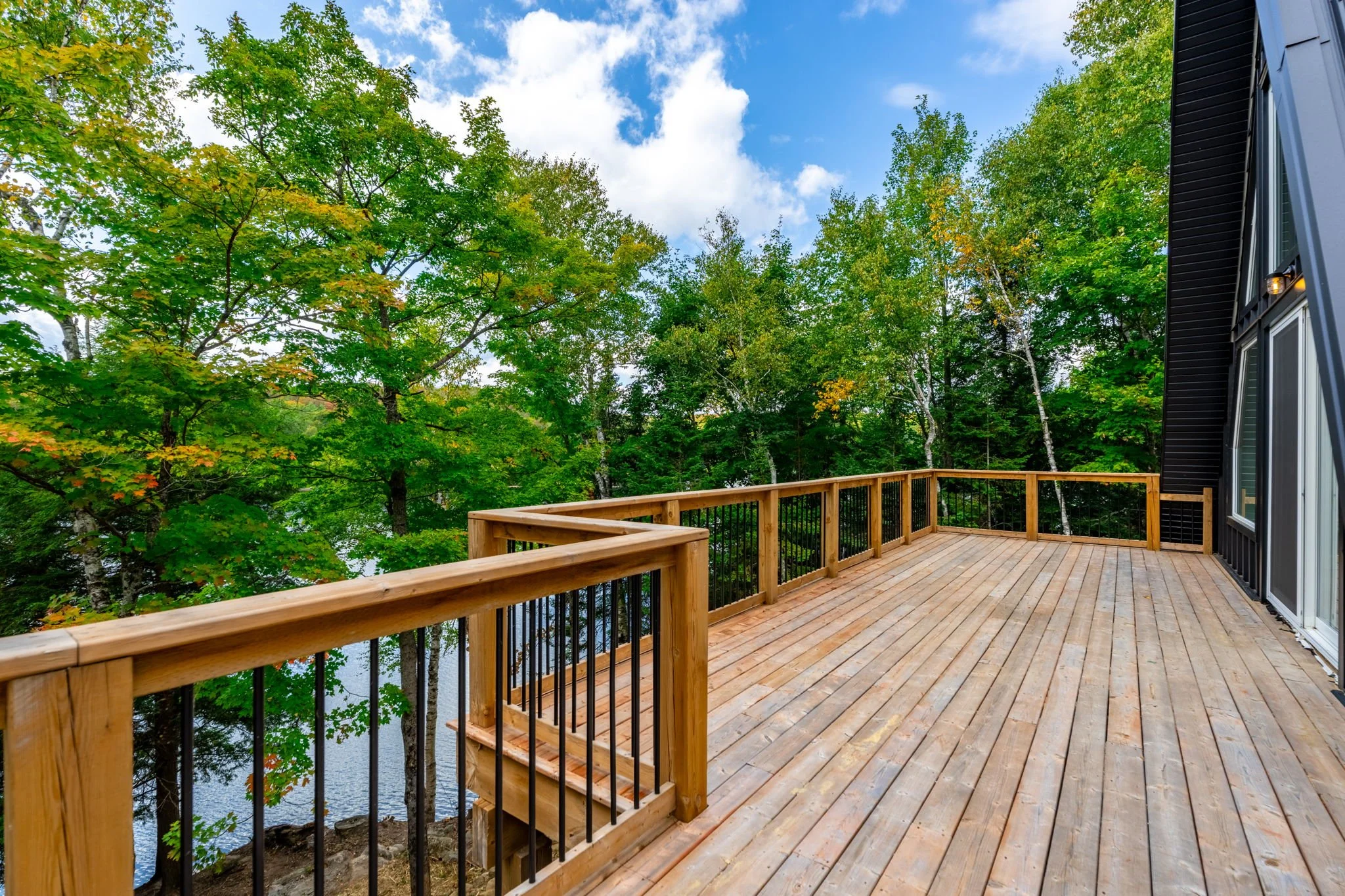 123-web-or-mls-Exteriors-16.jpg