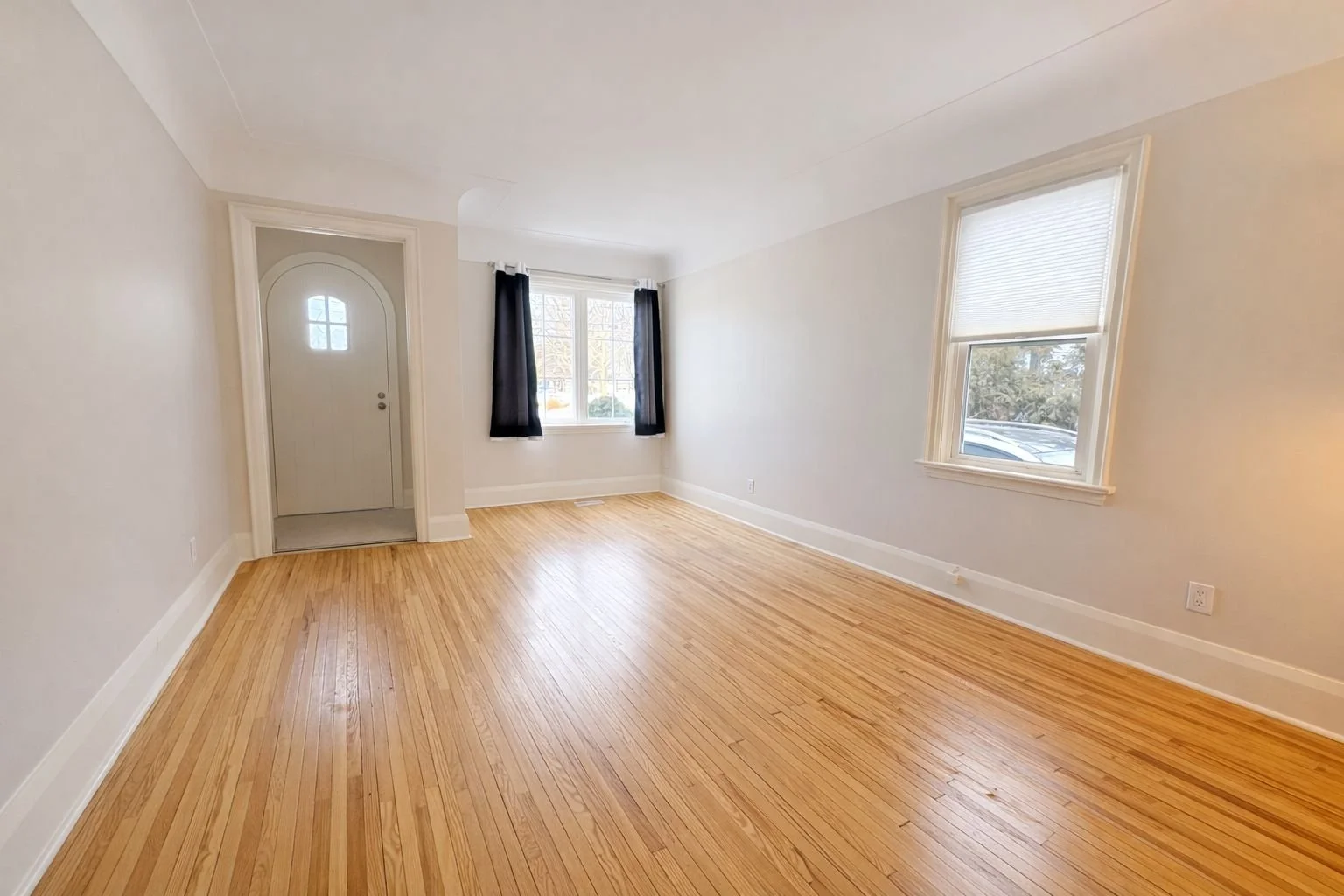 3b - Living and Dining Room.jpg