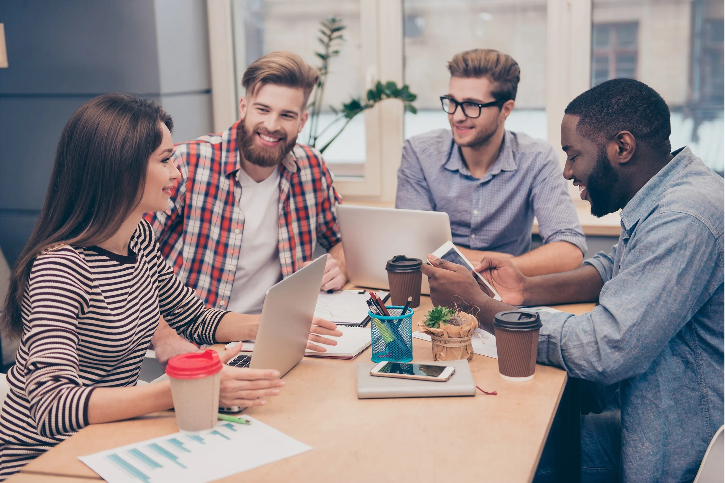 stock-photo-investor-shakes-hands-with-the-speaker-after-the-financial-prese-519378598.jpg