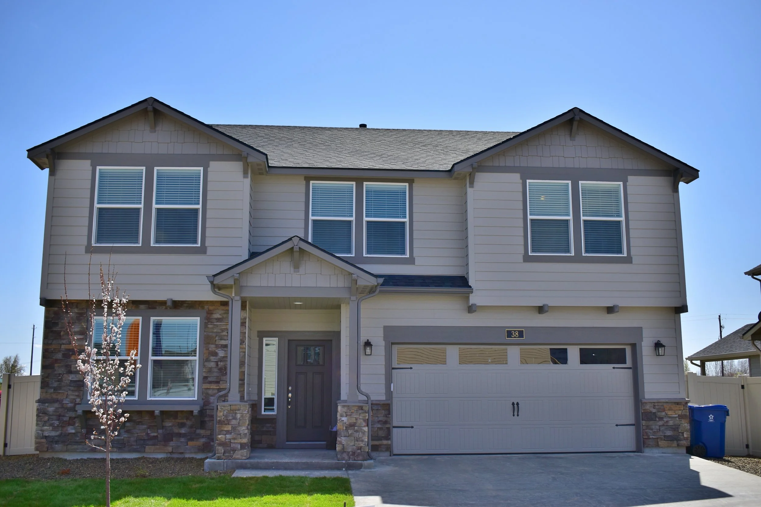 The most AFFORDABLE new construction in Eagle!