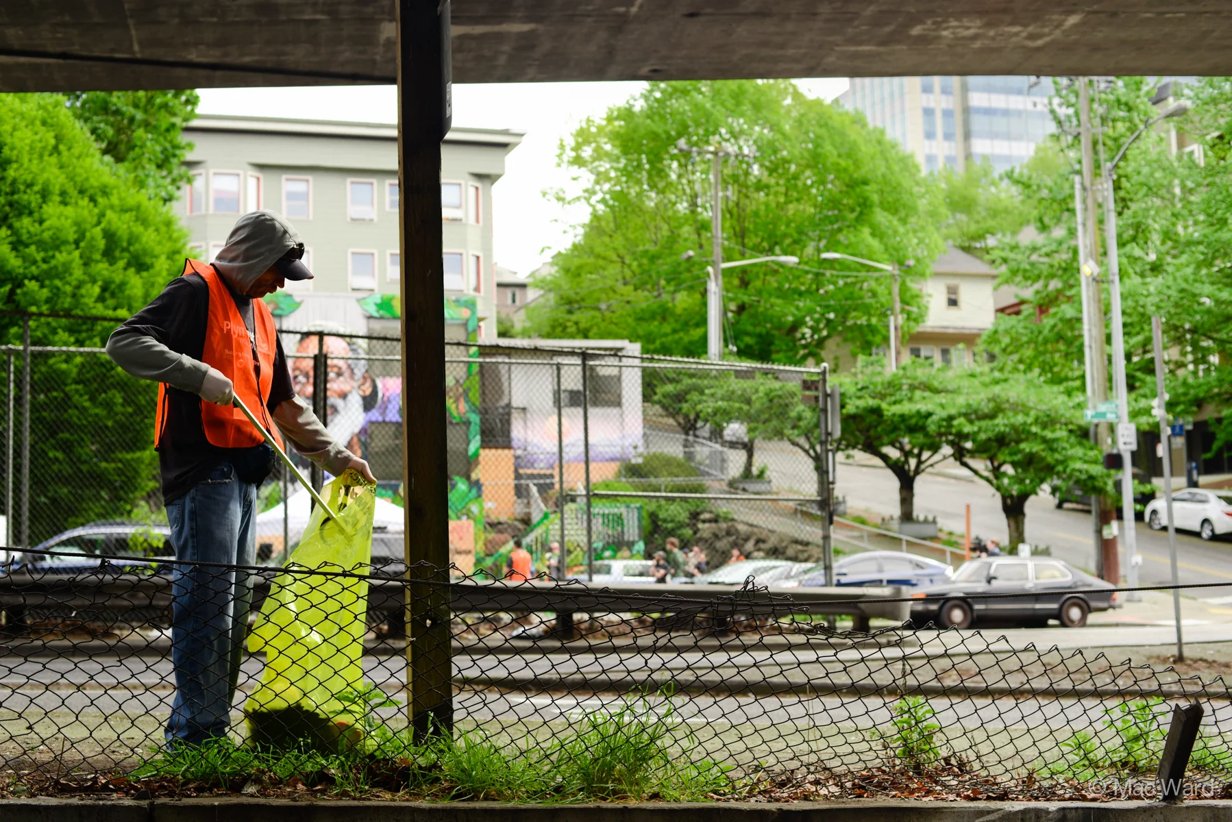 FHIA Earth Day Cleanup-24.jpg