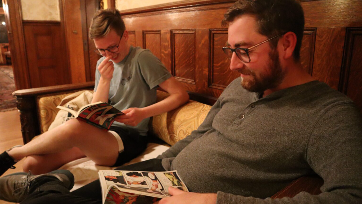 Silent Reading Night &amp; Local Artist Pop-Up Shop