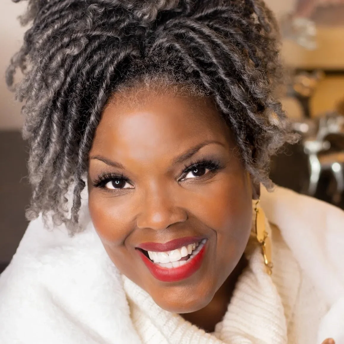 Terre Haute Symphony Welcomes Angela Brown for A Symphony Christmas
