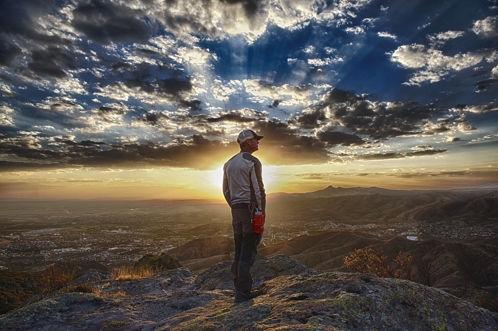 TRAVEL PORTRAITS