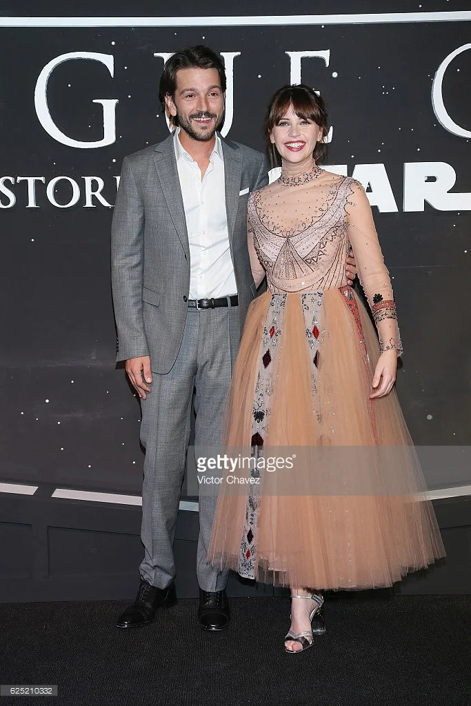 actor-diego-luna-and-actress-felicity-jones-attend-the-rogue-one-a-picture-id625210332.jpeg