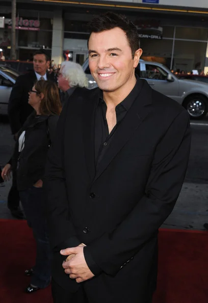 Seth+MacFarlane+Premiere+Universal+Pictures+HXKfAUaErPJl.jpg