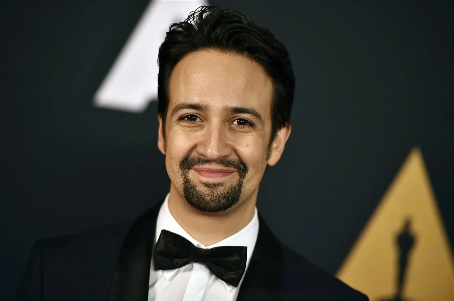 112616-people-lin-manuel_miranda-jpeg-30412_6bca945092445d03bae13e2e4a3a95c9.nbcnews-ux-2880-1000.jpg