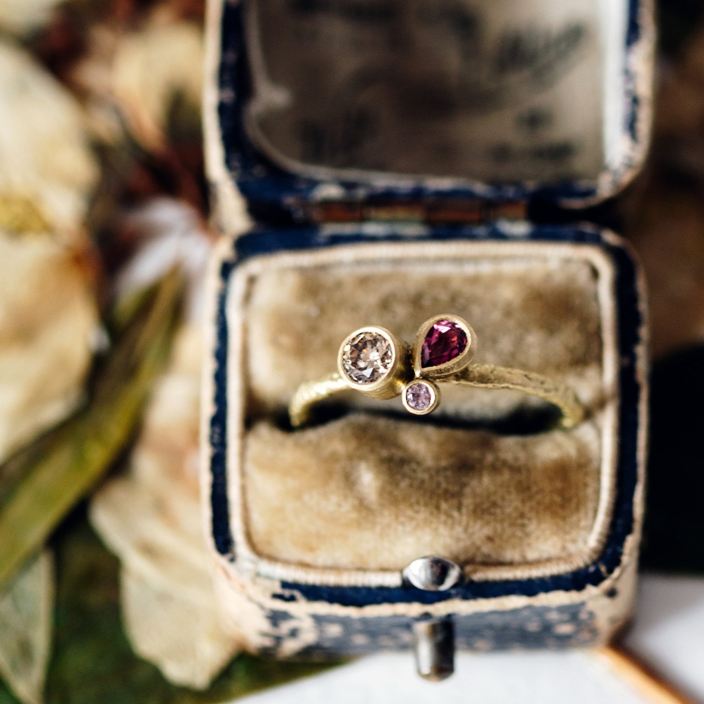 champagne diamond ring