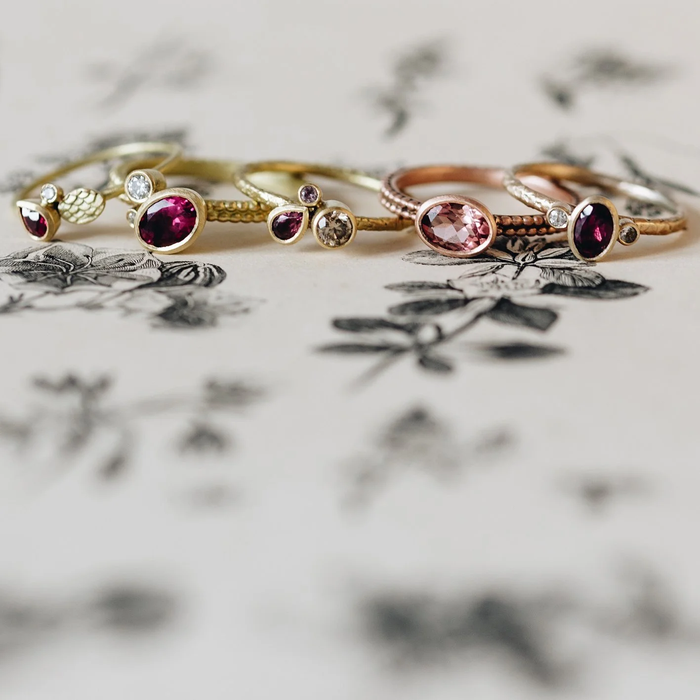 oval engagement rings