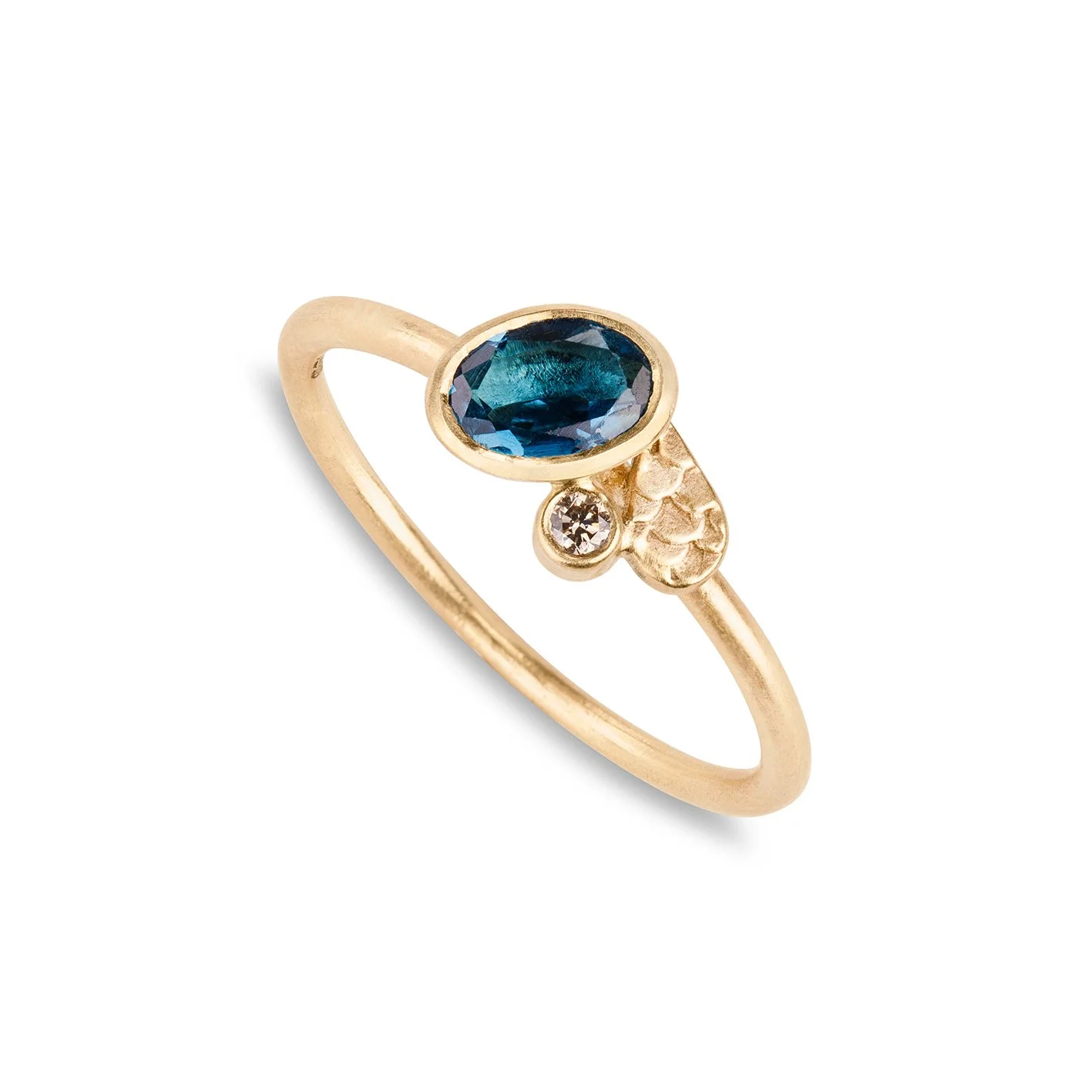 Catkin Droplet Blue Tourmaline Ring in 9ct Gold Size N