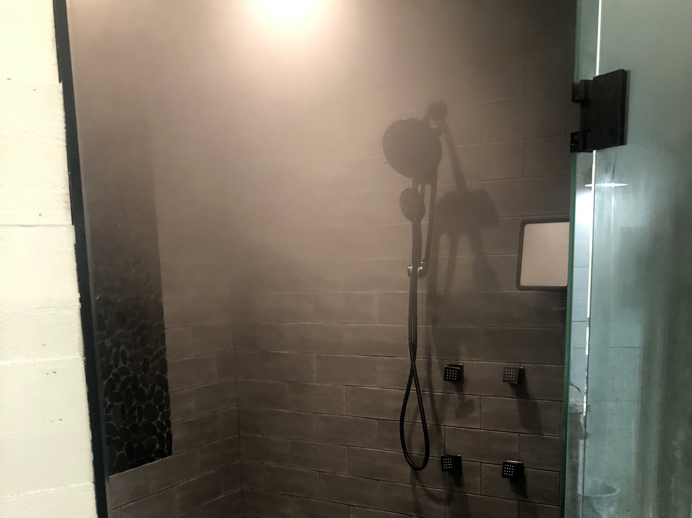 shower01.jpg
