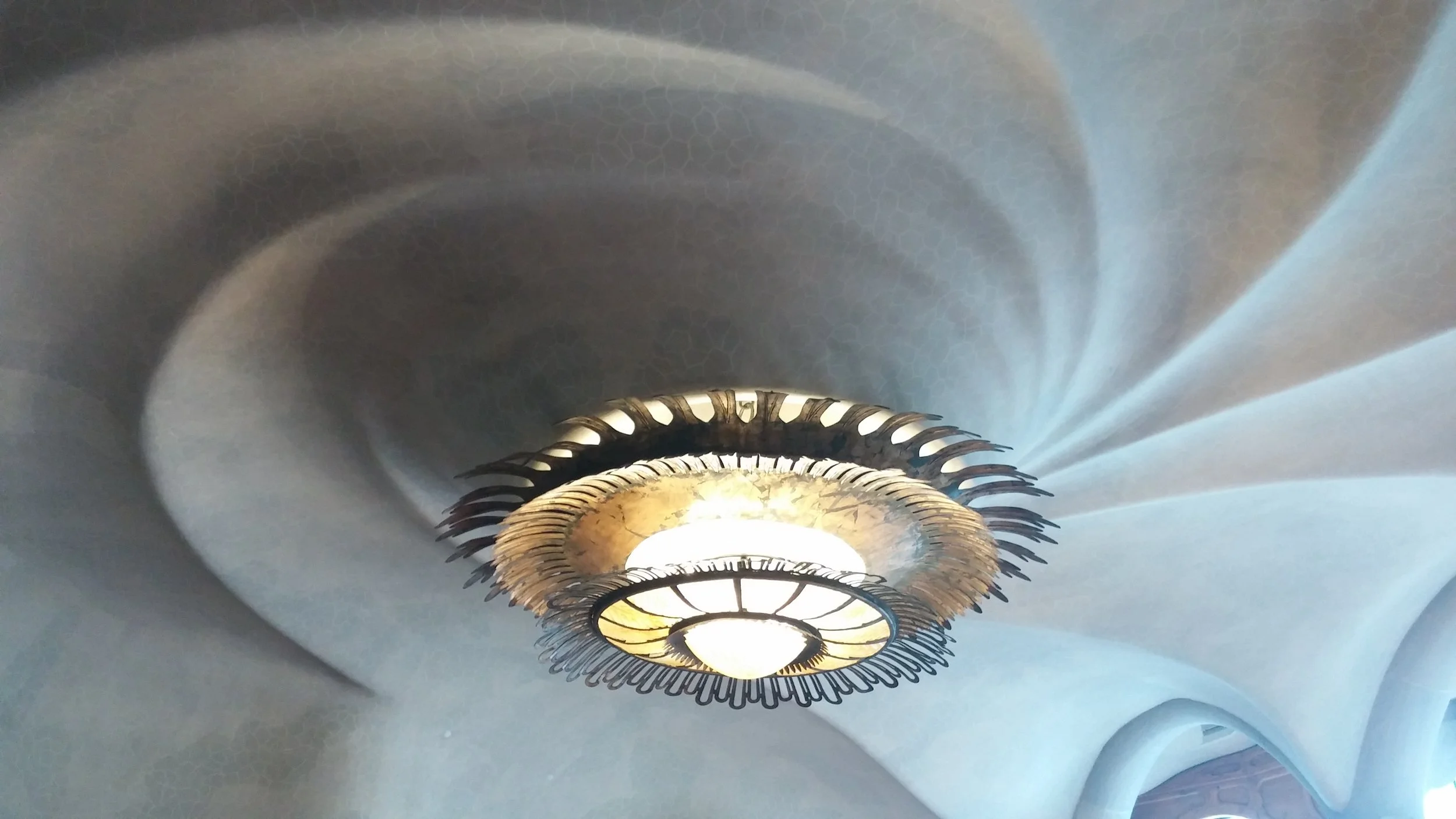 “Swirl” motif - interior Battlo