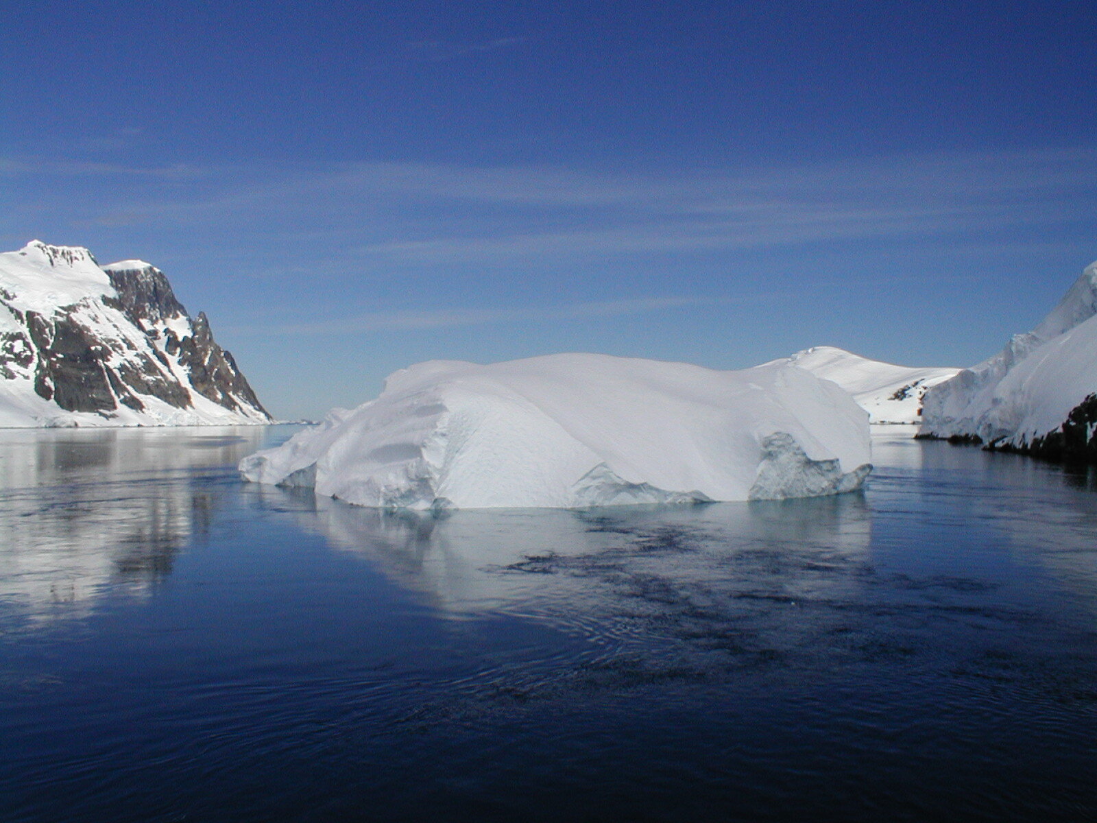 antarctic-iceberg-4-1175555.jpg
