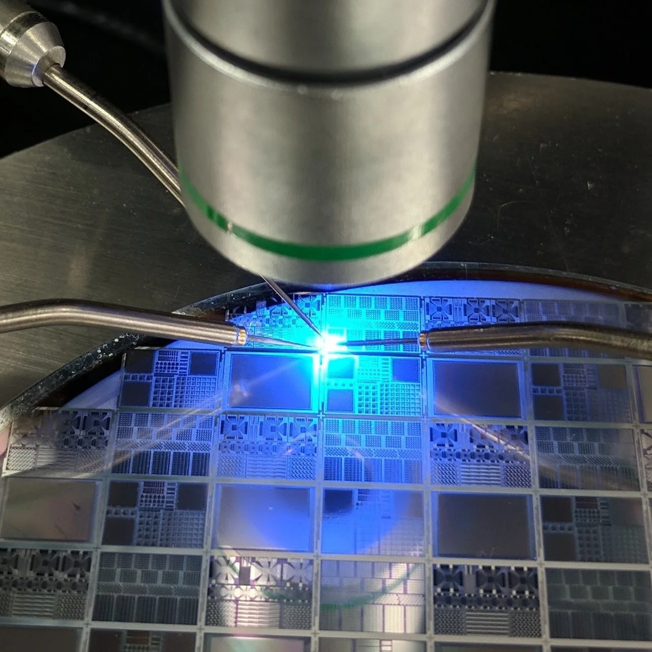 STRATACACHE Announces Next Phase of MicroLED Manufacturing Based in U.S.