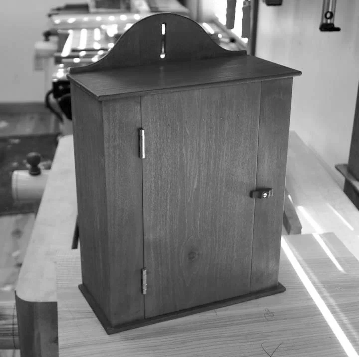 Shaker Hanging Cabinet II