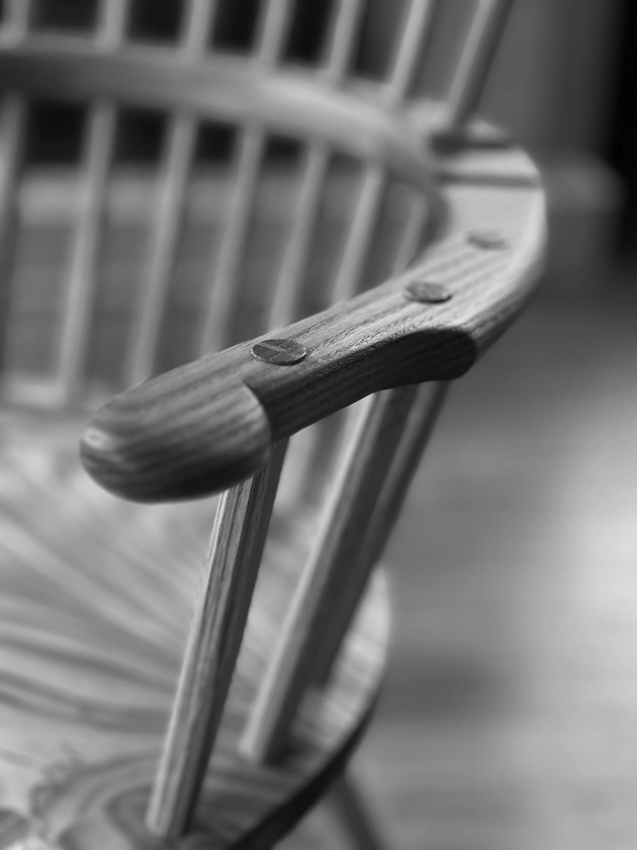 Comb-back detail (Copy)