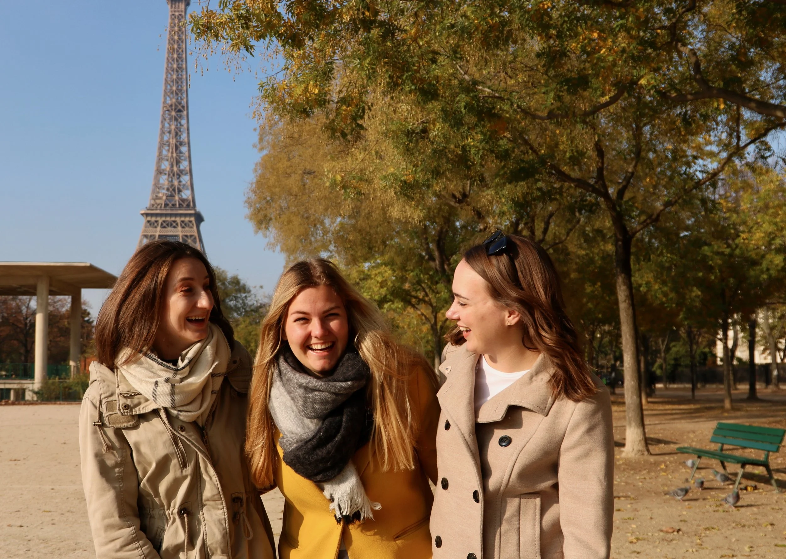 How to Make Friends as an Au Pair - Facebook Group Announcement