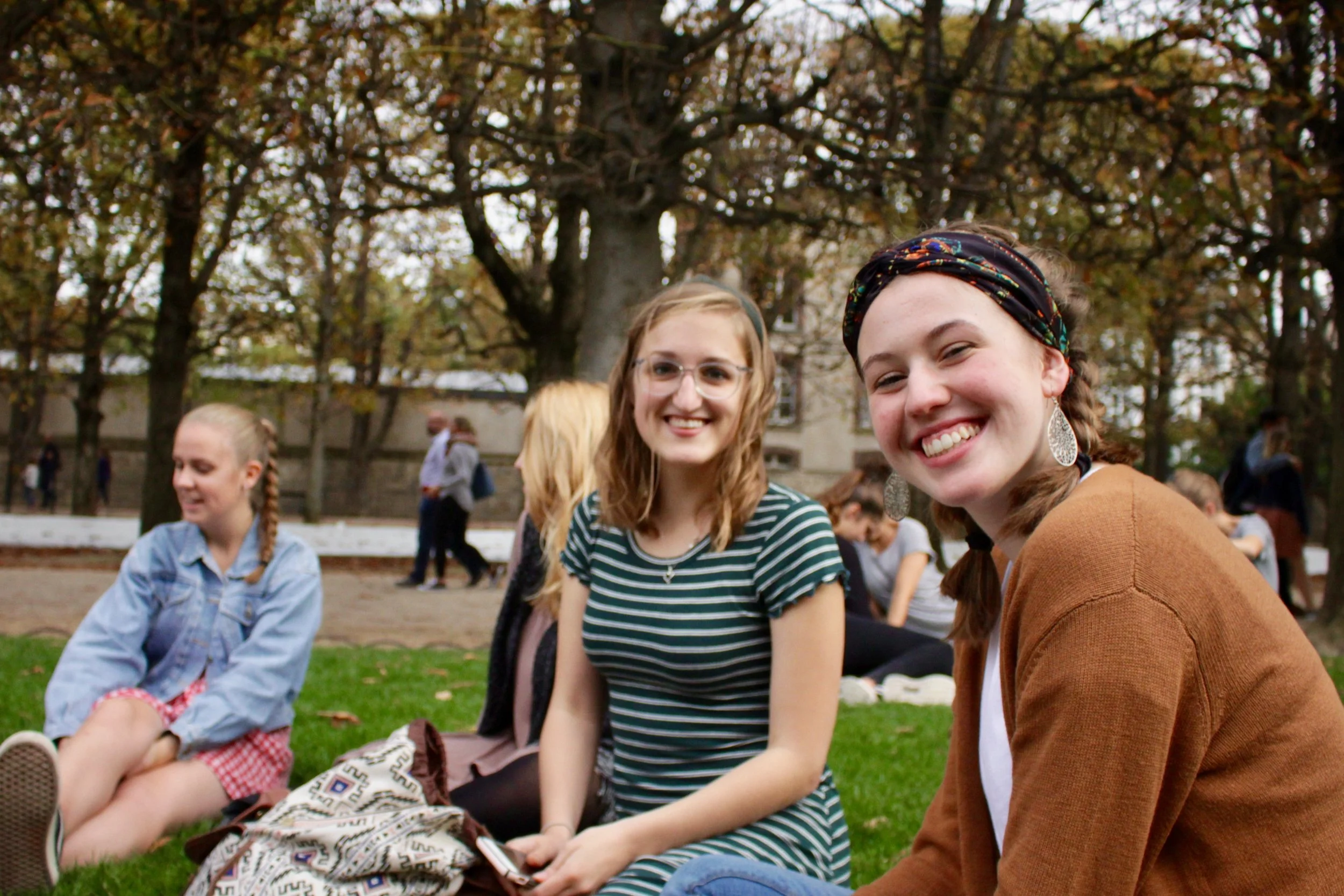 Autumn with the APOP Members in Jardin de Luxembourg! 