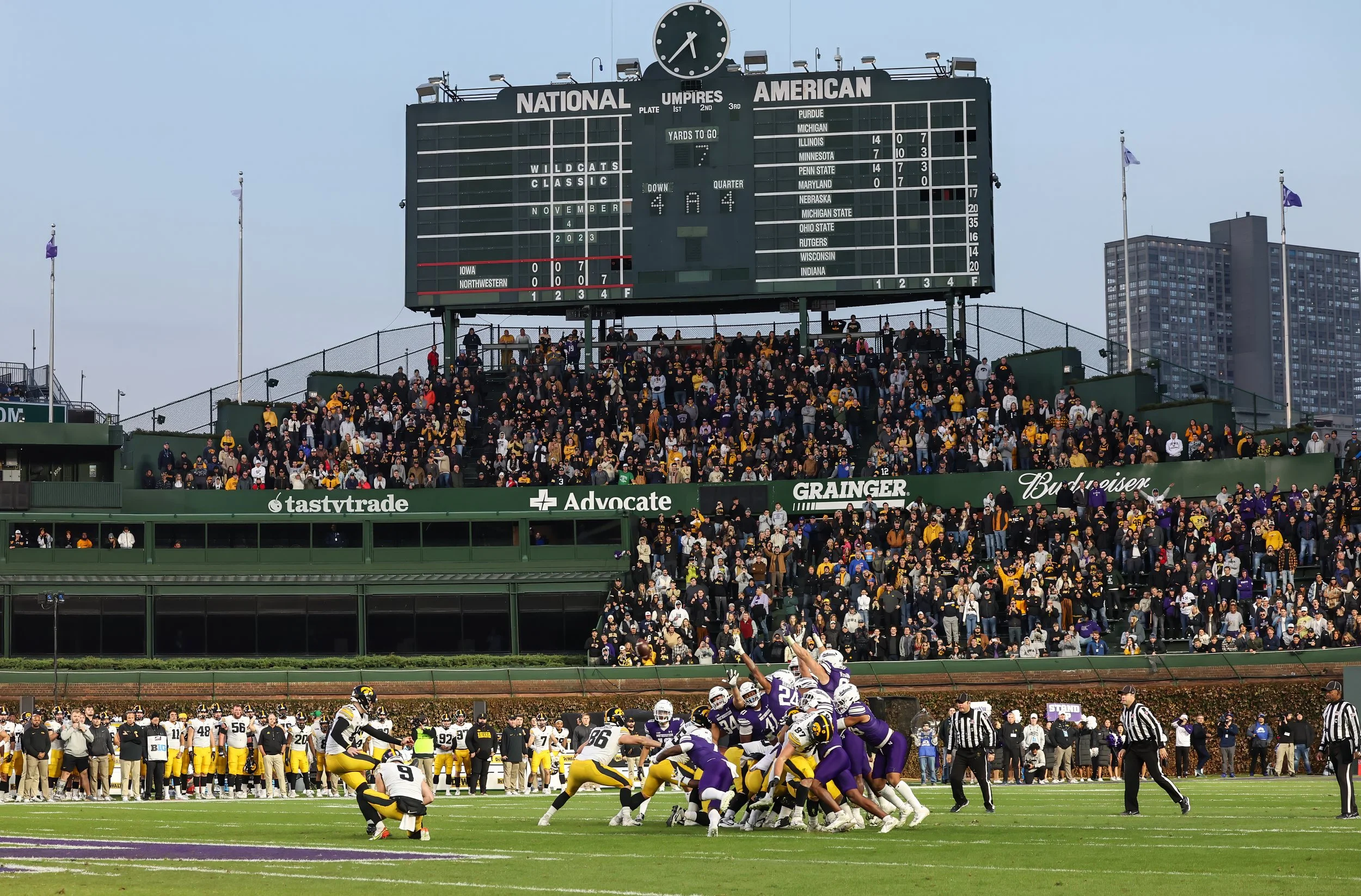 2023114_IOWAFOOTBALLATNORTHWESTERN_0026.JPG