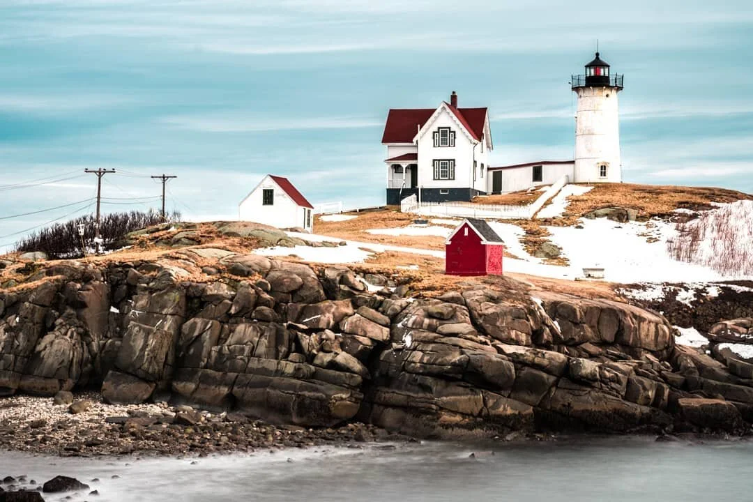 Sadly it was too windy to get a drone out there yesterday but here is a long exposure shot of the nubble .
.
.
.
.
Nikon D7200
.
.
.
.
.
.
#lighthouse #longexposure #beautiful#35mm#photographers_of_india#sketch#abc7eyewitness#exotic#business#monochro
