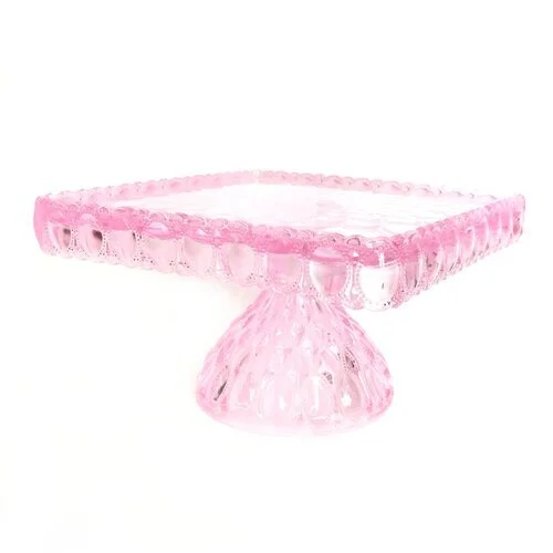 Elizabeth Cake in Pink