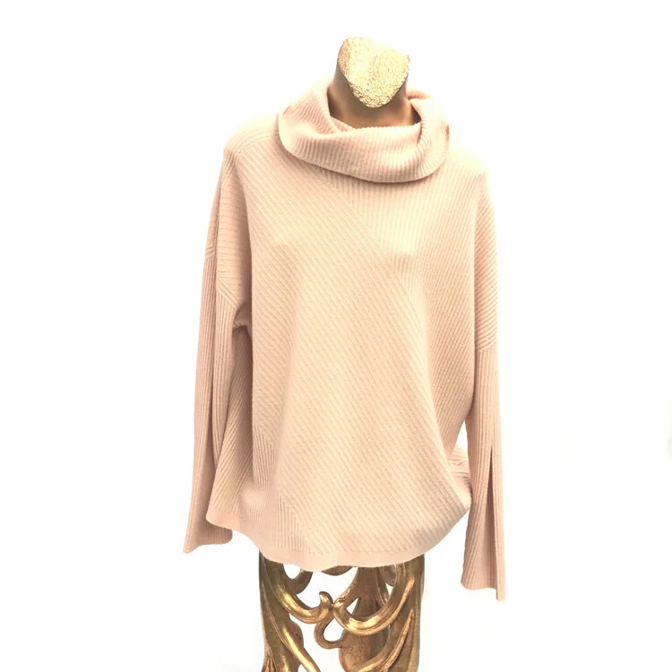 Ribbed Cashmere Turtle Neck Sweater
