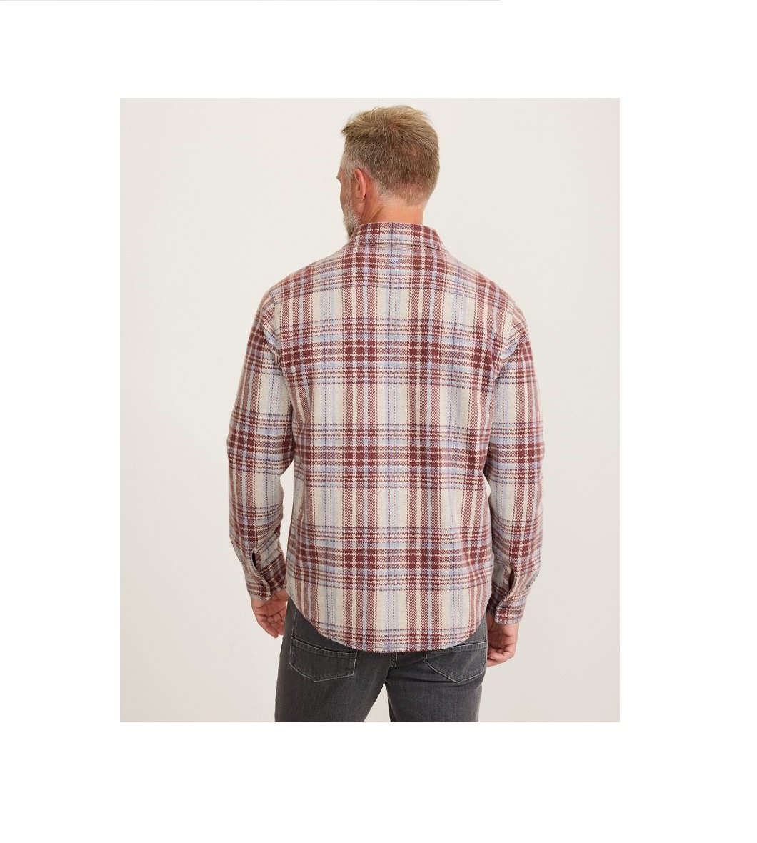 ST227653_3916_alt3.jfif