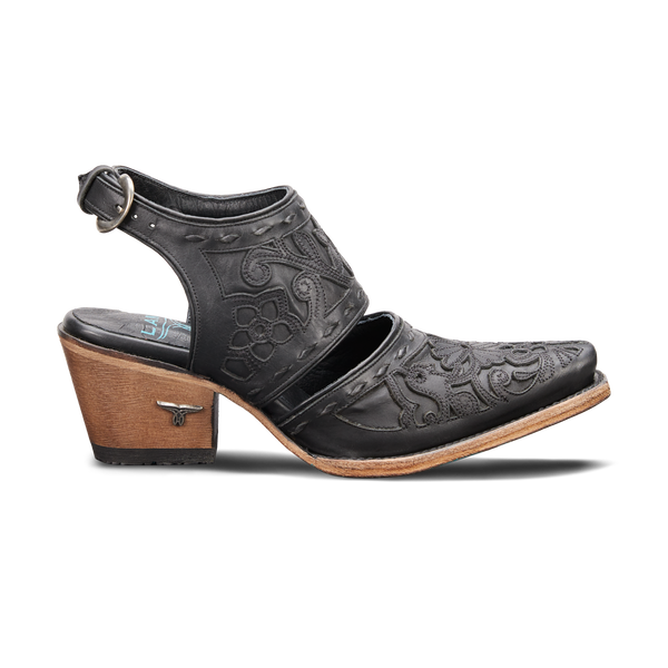 lb0458e_robinmule_pumanegro_ps7_20220111_2.png