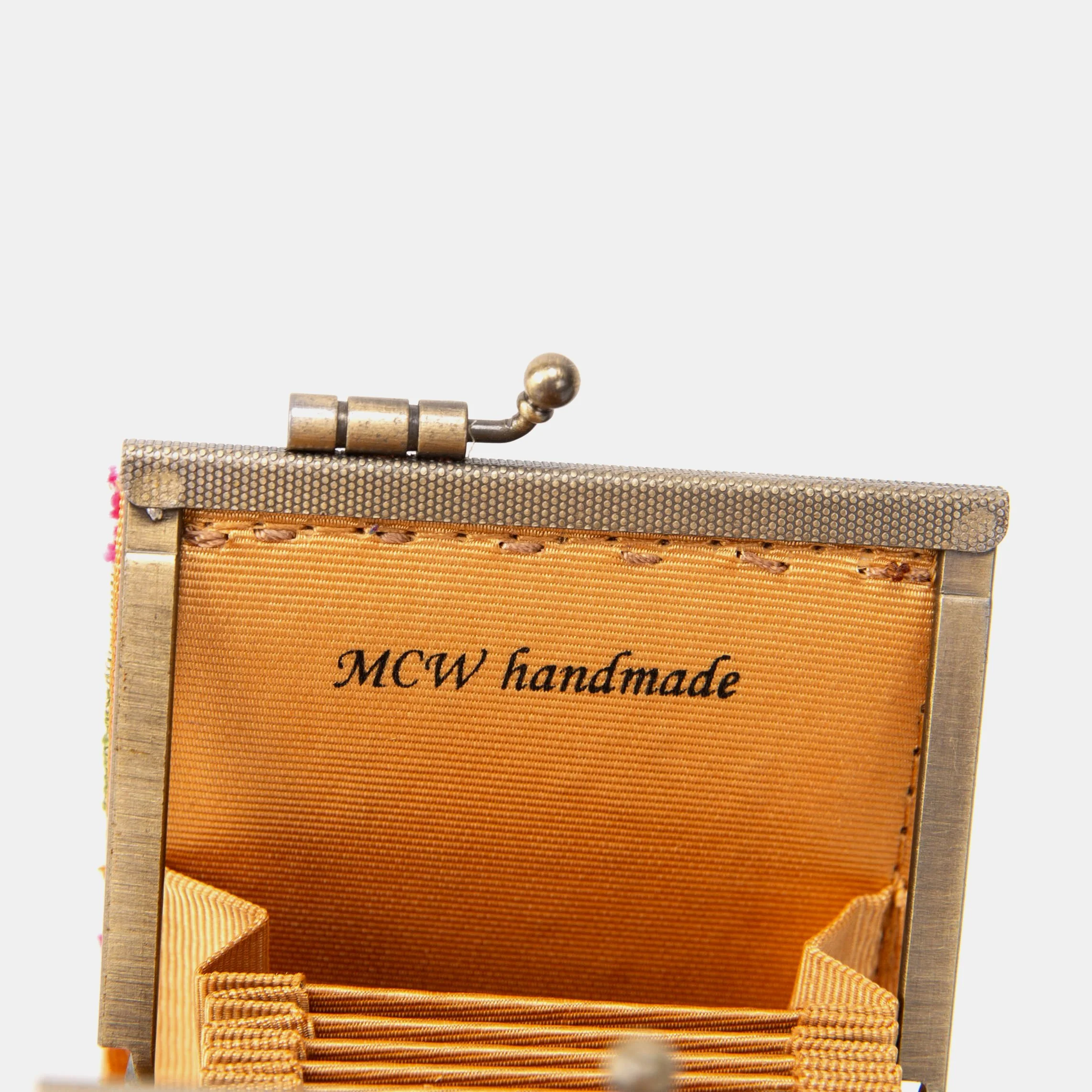 11 slot wallet 3.jpg