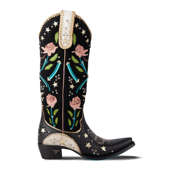lb0480b-stars-align-boot-jet-black-ps4-0725.png