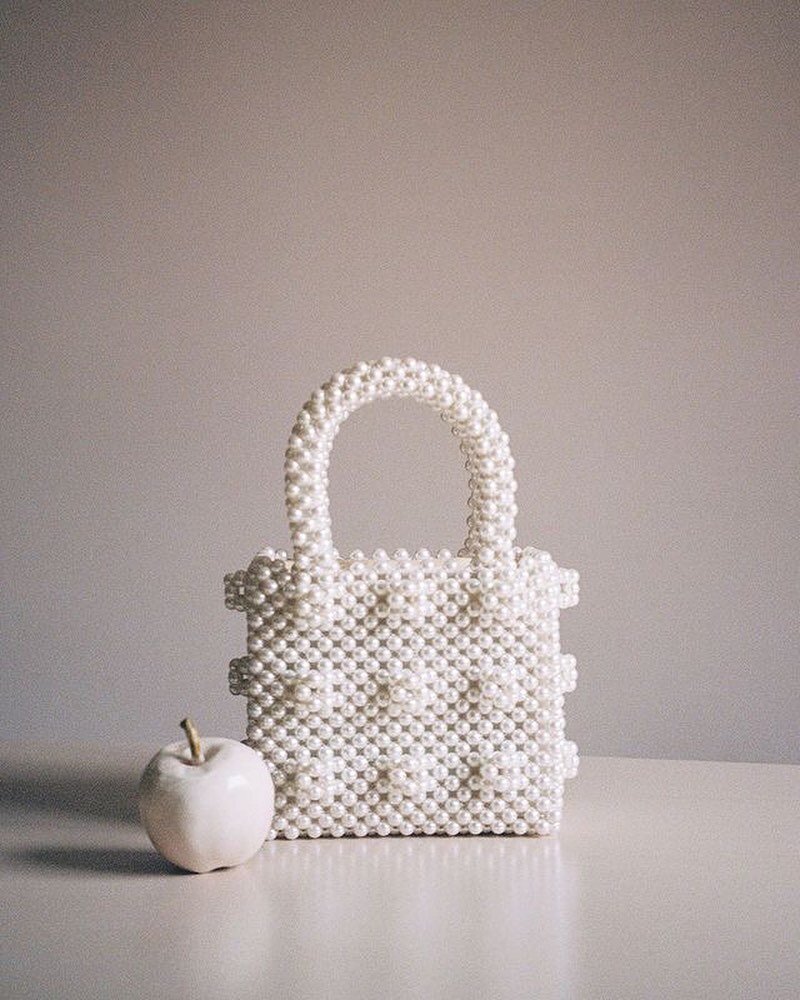 Bag art by @shrimps
Such bridal sweetness

#bridalbag #weddingbag #zoandwillowstyle #fashionbride