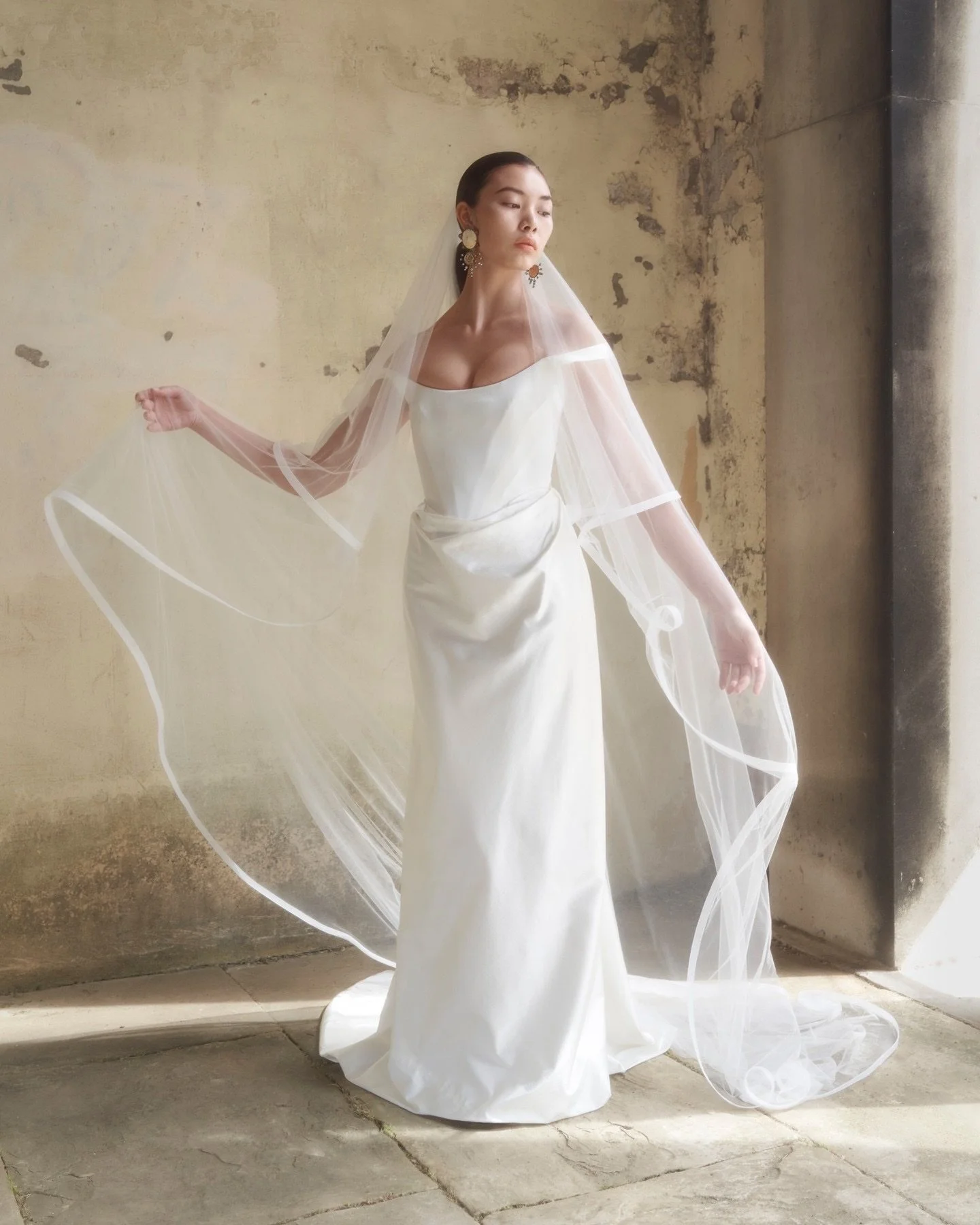 Nova Camille by @viviennewestwood
Truly Iconic, original &amp; the dress cut is just unbeatabl! We love spoiling our brides with this collection in store. 

The cinched waist with a generous neckline, framing the d&eacute;colletage - to reference the