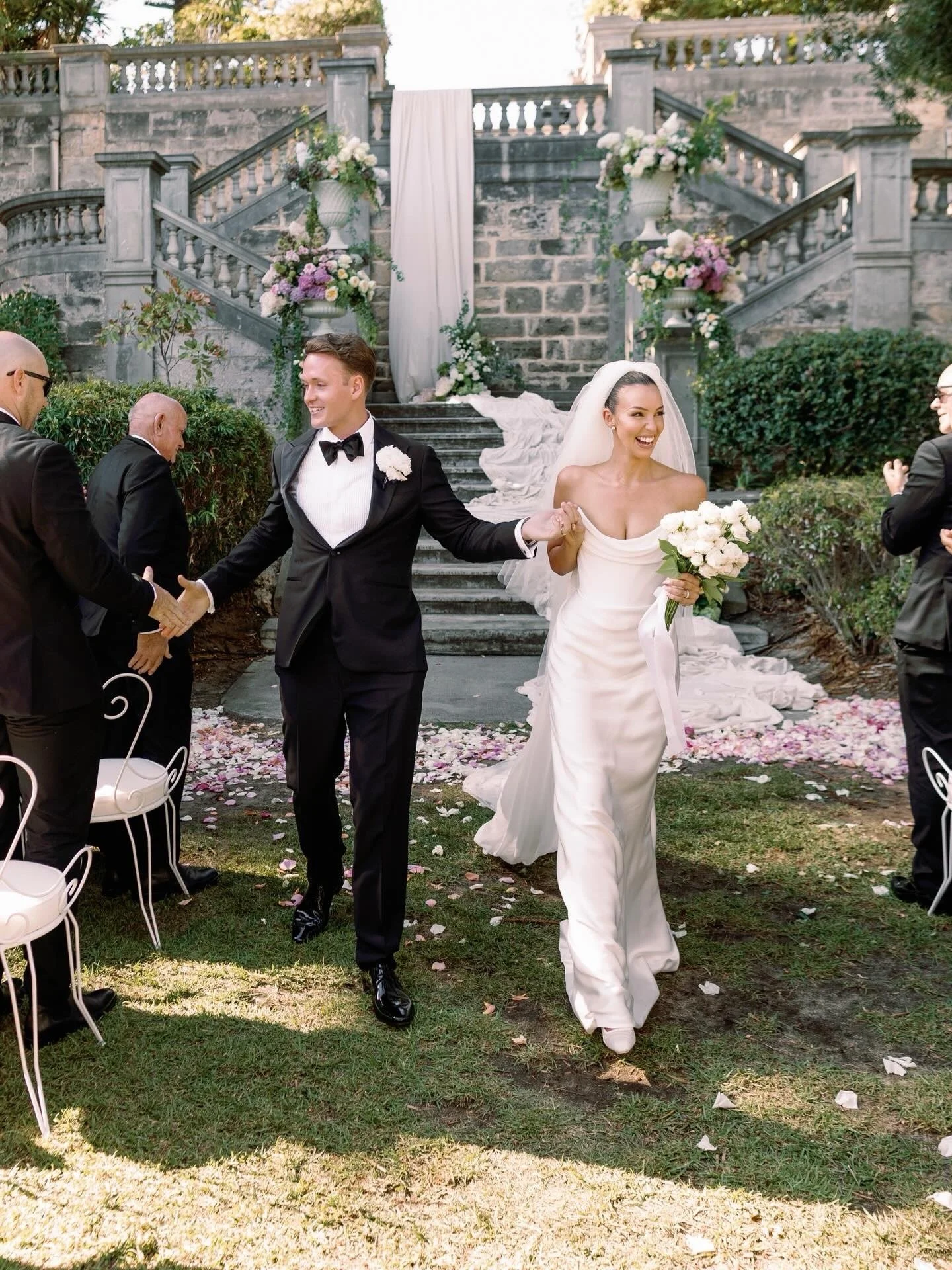 REAL BRIDE | Brianna got married wearing the iconic Galaxy Cape wedding dress by @viviennewestwood. 

The ultimate corseted bridal gown featuring a detachable cape is the perfect choice for a bride looking for two showstopper looks. 

Galaxy Cape dre