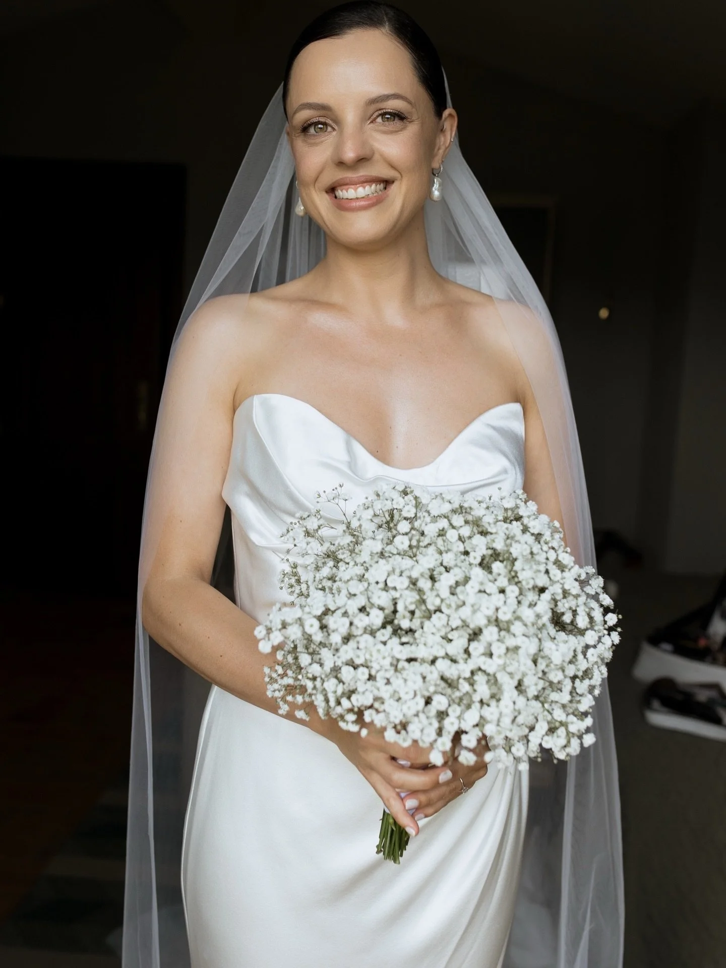 ZO &amp; WILLOW BRIDE | Fabienne looked absolutely fantastic wearing the Cecilia wedding dress by @katherinetash on her big day. 

Hidden corset and 100% natural silk is what makes Cecilia very special. And we&rsquo;re so happy that Fabienne found he