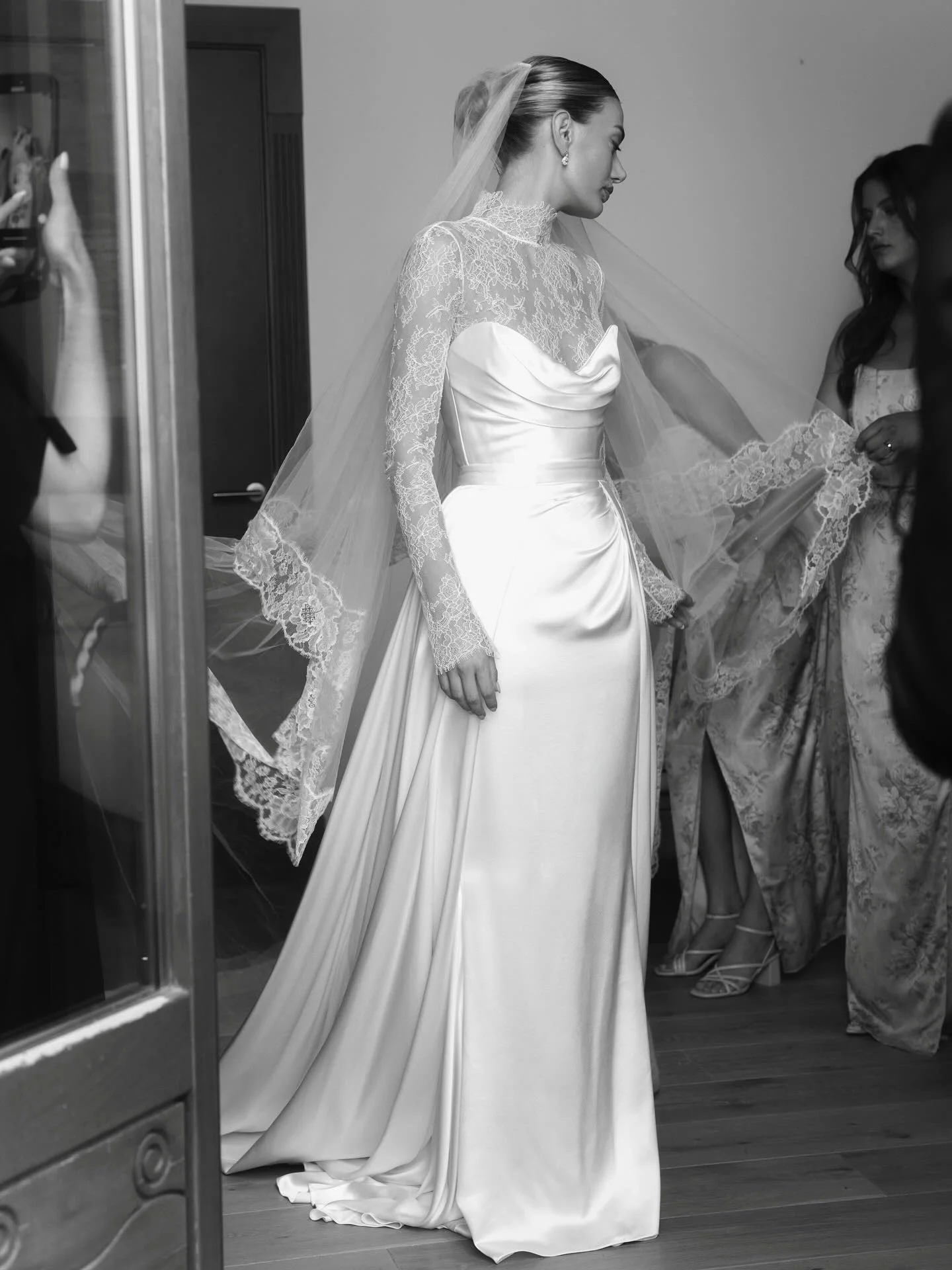 REAL BRIDE | Bregje @bregjeheinen looked absolutely stunning on her wedding day wearing the Cecilia gown paired with the Sage bodysuit by @katherinetash. 

This feminine combination offers versatility throughout your special day. The Cecilia is a str