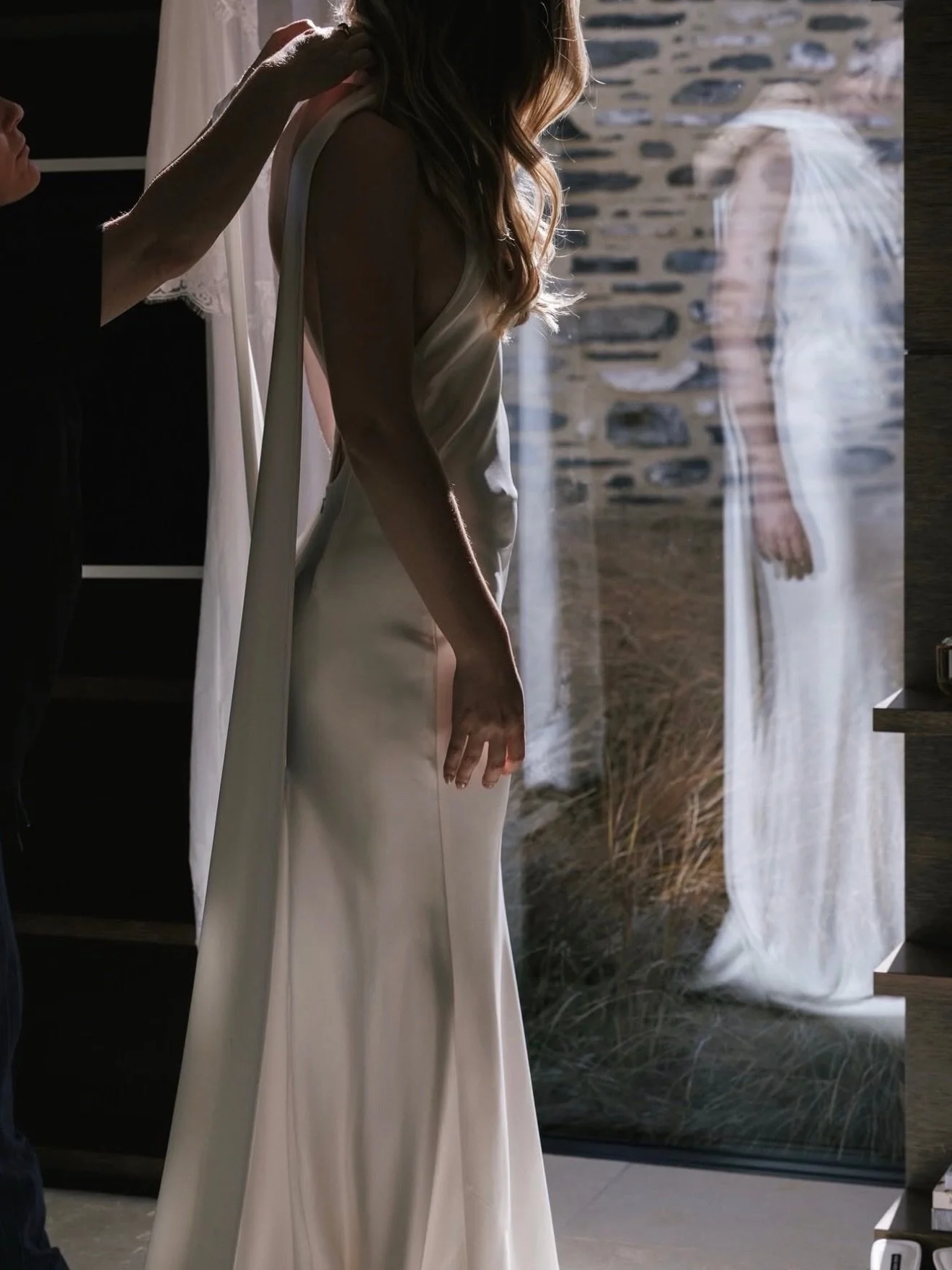 REAL BRIDE | Sky @skyrandall wore the Cameron wedding dress by @kyhabride for her stunning New Zealand ceremony. 

Cameron is a dramatic halter neck wedding dress that features a low back, bias cut and long ties that can be styled in a multitude of w
