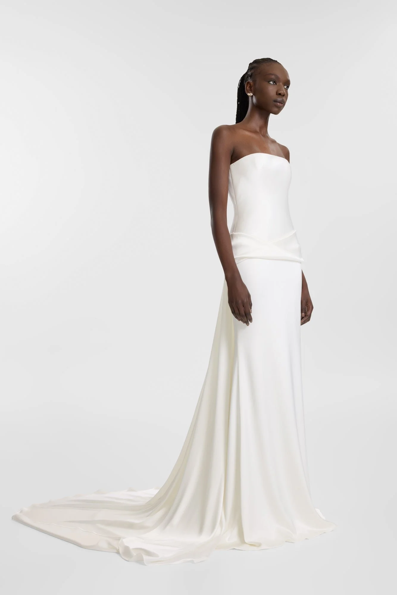 Sen wedding dress by KYHA Bride