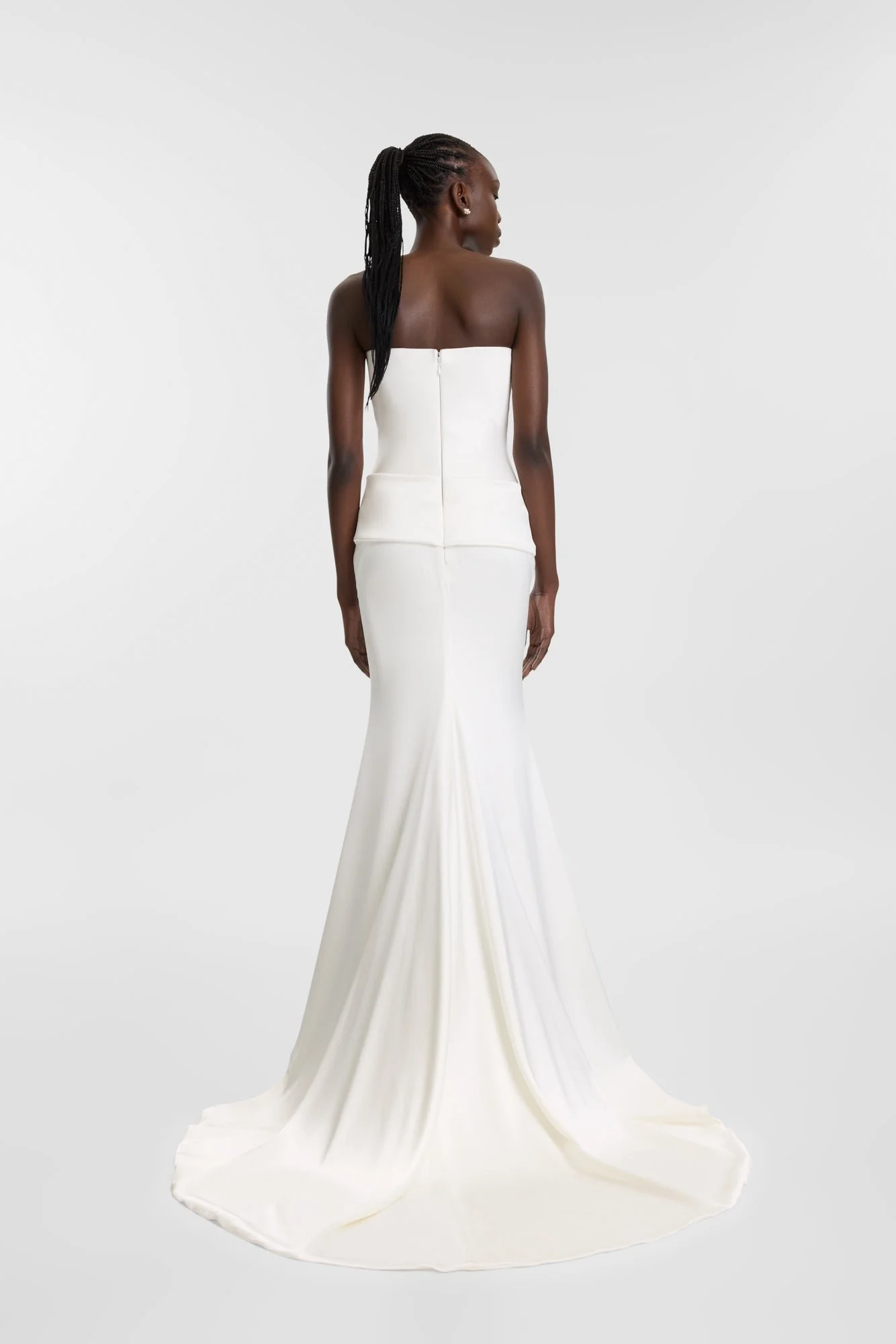 Sen wedding dress by KYHA Bride