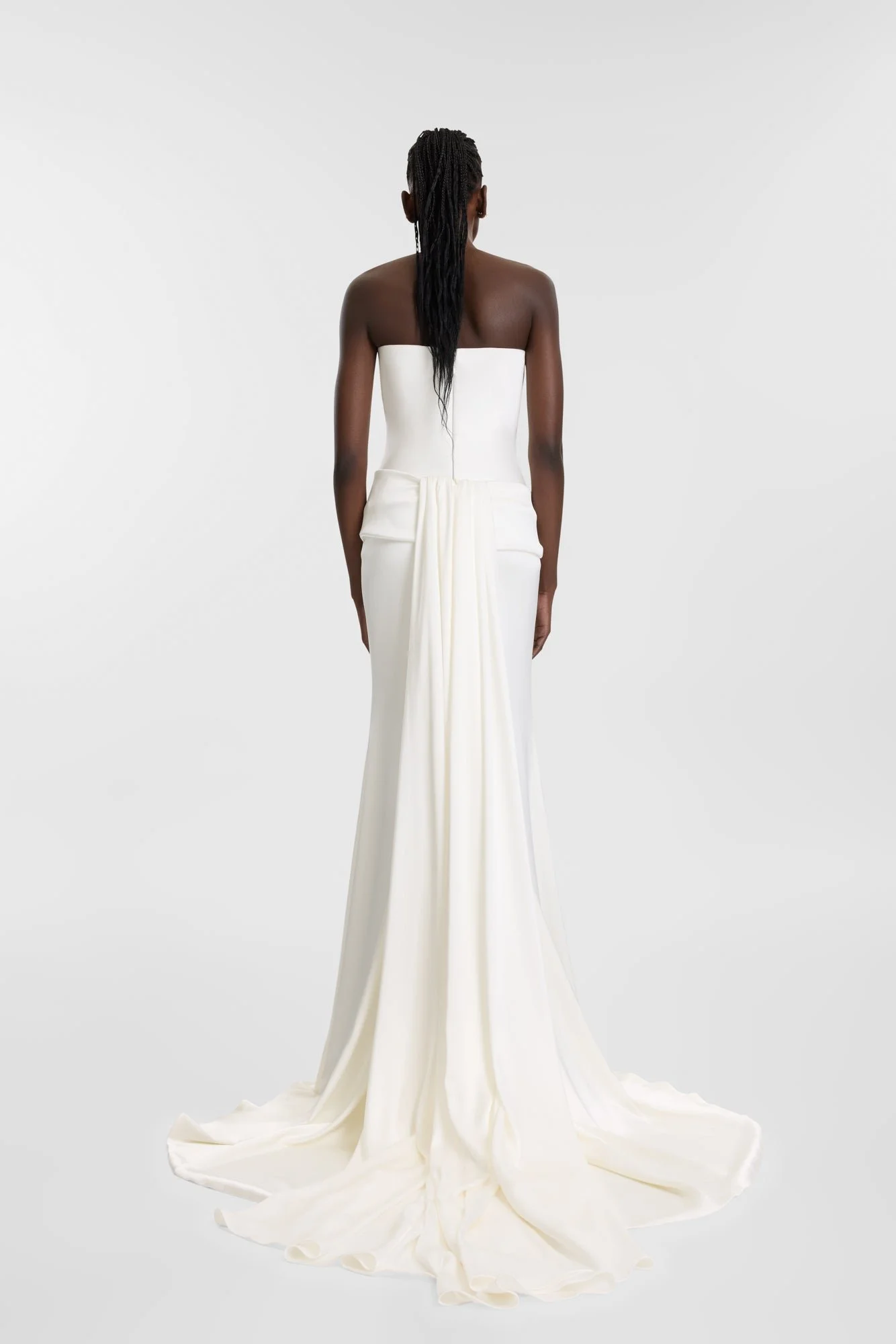Sen wedding dress by KYHA Bride