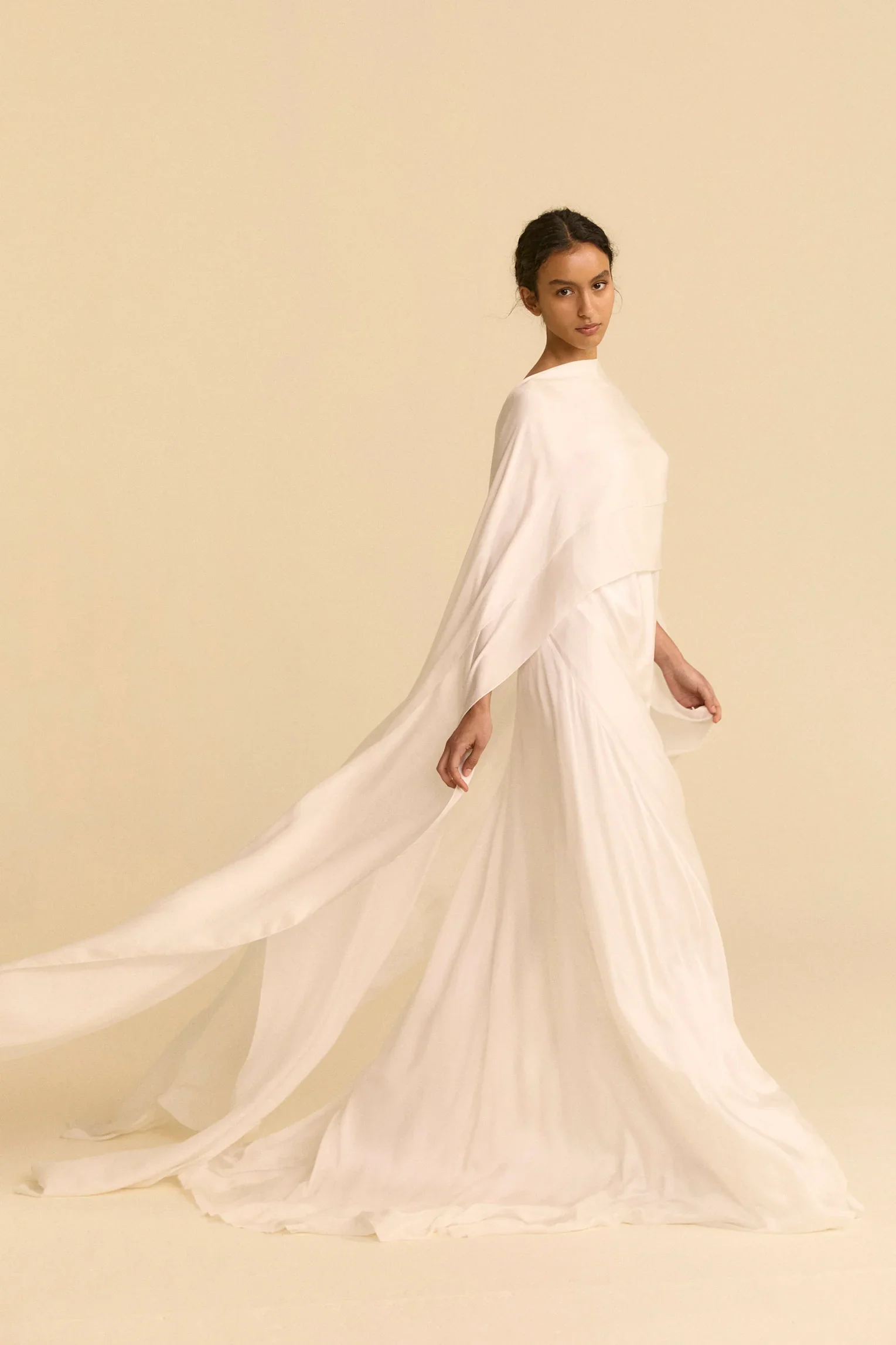 Lirio wedding dress by Cortana