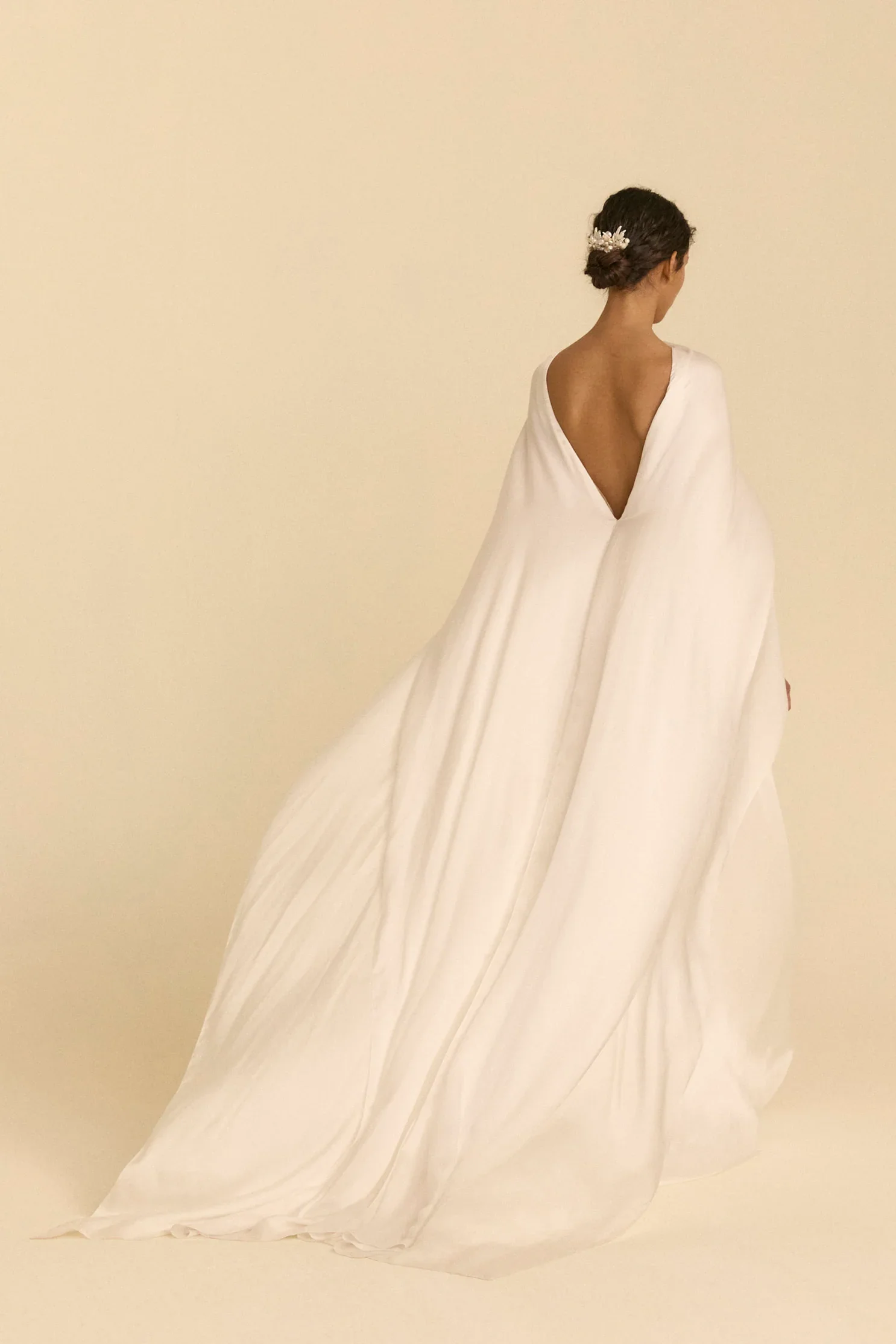 Lirio wedding dress by Cortana