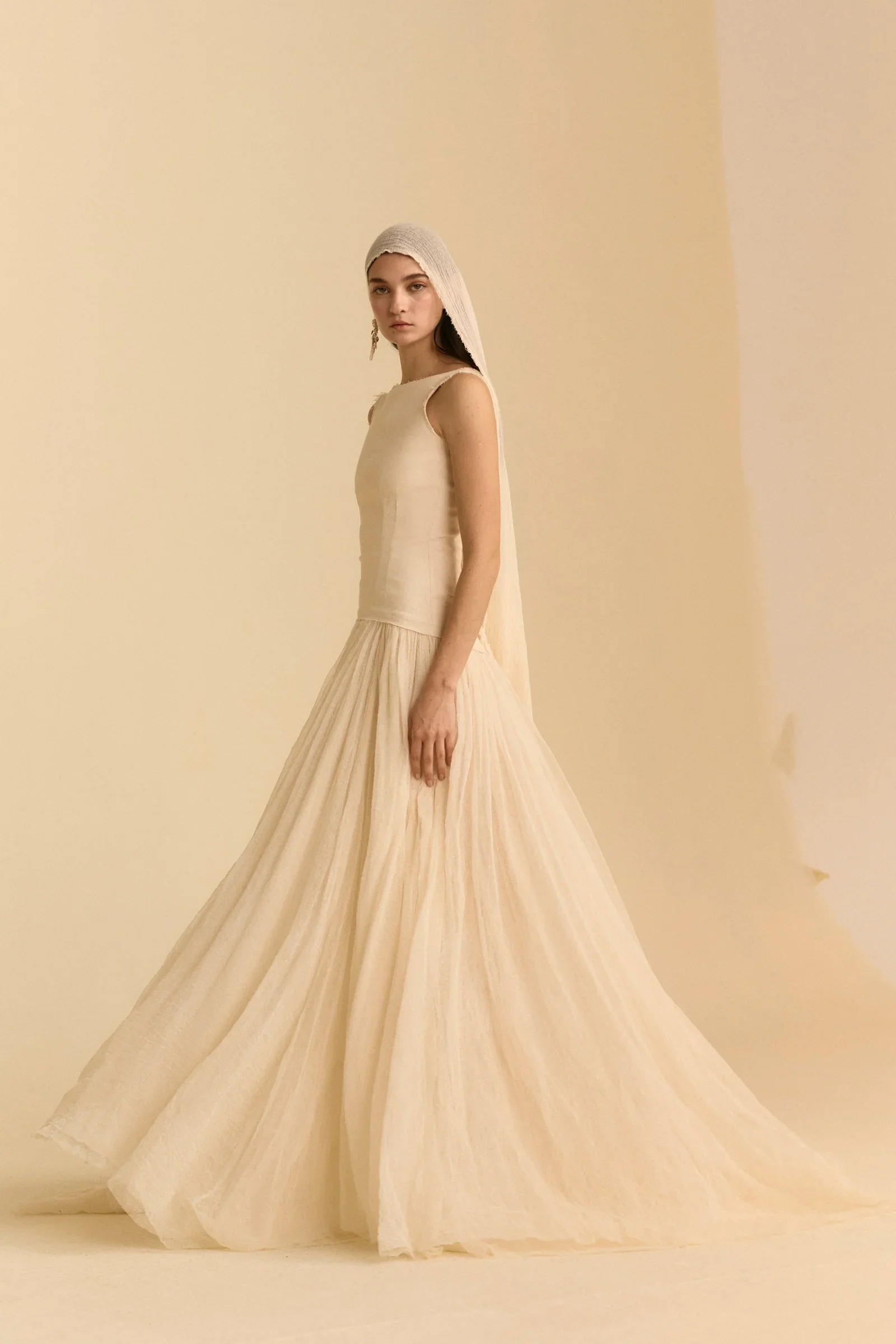Amaranta wedding dress by Cortana