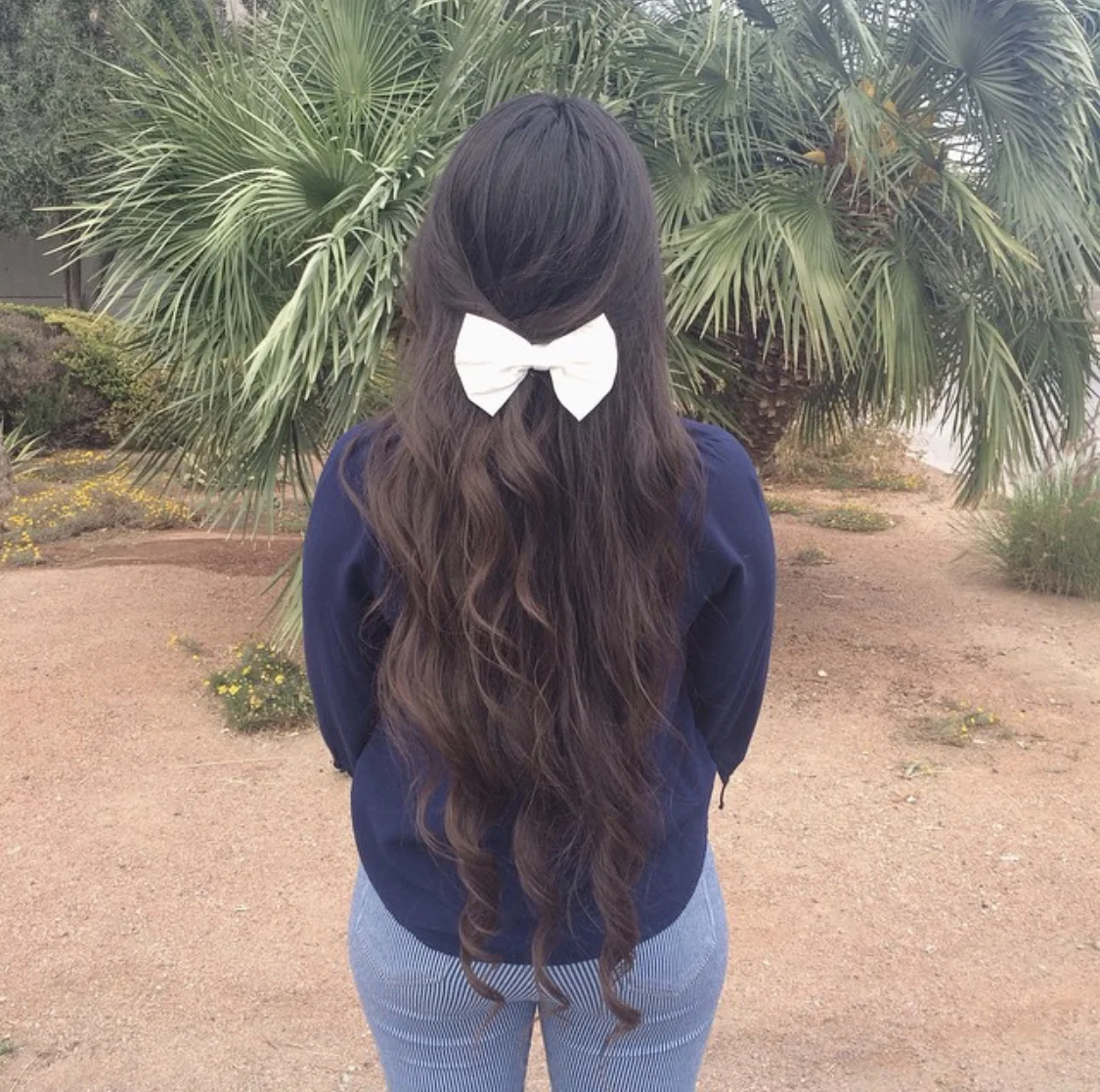 Back in the bow in hair days
