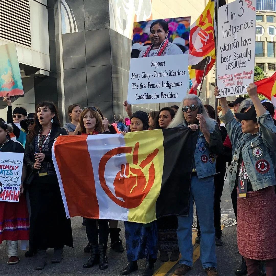 Frances Fisher marches with #AIMSoCal at Womens March 2018