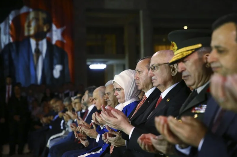 Turks commemorate 1 year since failed coup with huge march