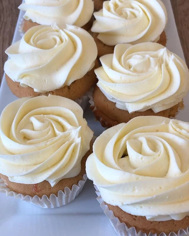 Cupcake boxes!🧁
↖️Check out our story for flavours today!
📞Call to place any orders!
